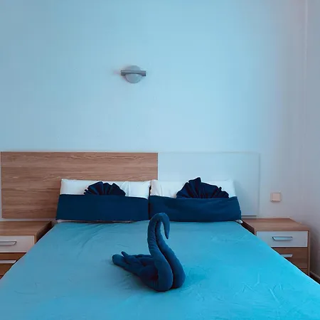 Lägenhetshotell Doble Uve *